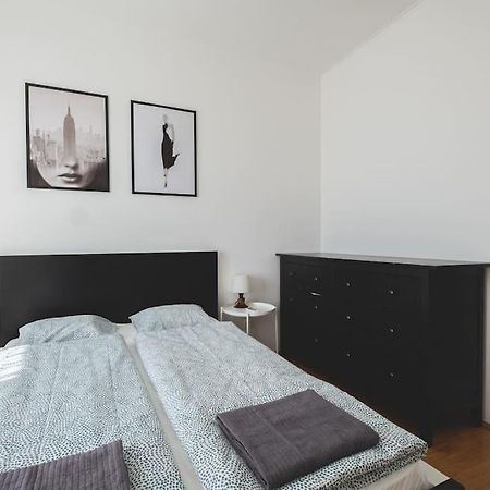 Ferienwohnung Bright Downtown Balcony Retreat Budapest Exterior foto
