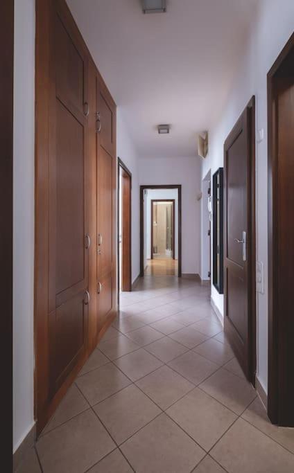 Ferienwohnung Bright Downtown Balcony Retreat Budapest Exterior foto